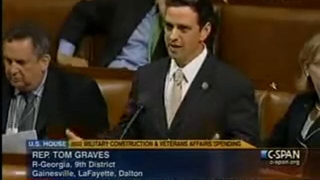 Tom Speaks Out for the Rights of Non-Union Workers смотреть онлайн