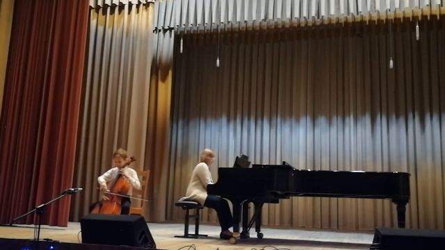 А. Айвазян - Грузинский танец смотреть онлайн