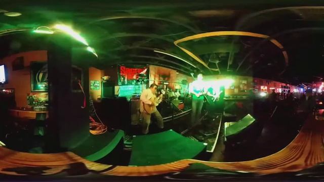 Ca$hed Out performing The Introduction by Steve Morse @ The Hidrant смотреть онлайн