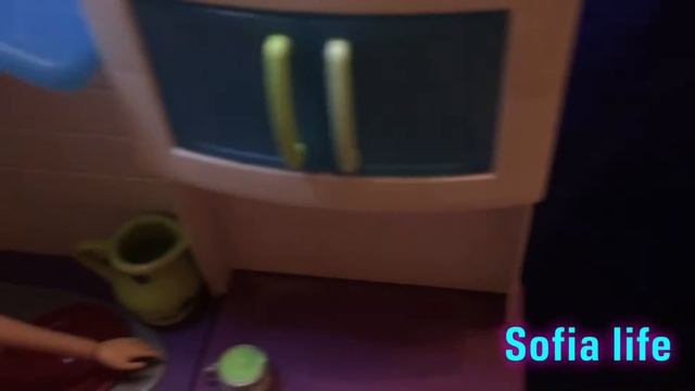 Куколки барби едут в магазин!//Barbie||shop||shopping\\Sofia life||София Лайф смотреть онлайн