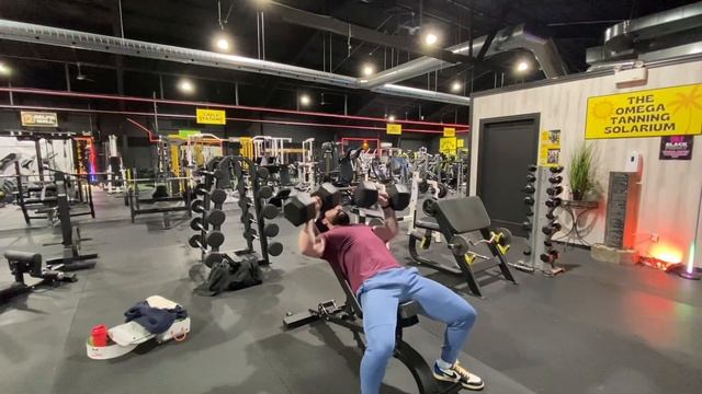 Ep. 8 - Chest Workout (159 kg/ 350 lbs x 3) смотреть онлайн