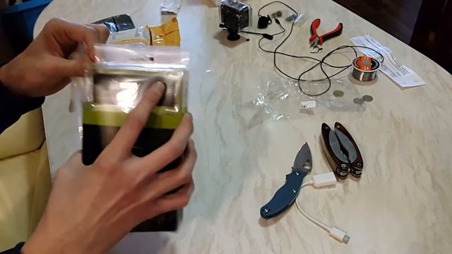 Unboxing Mini-TV MK808B+, Adapter