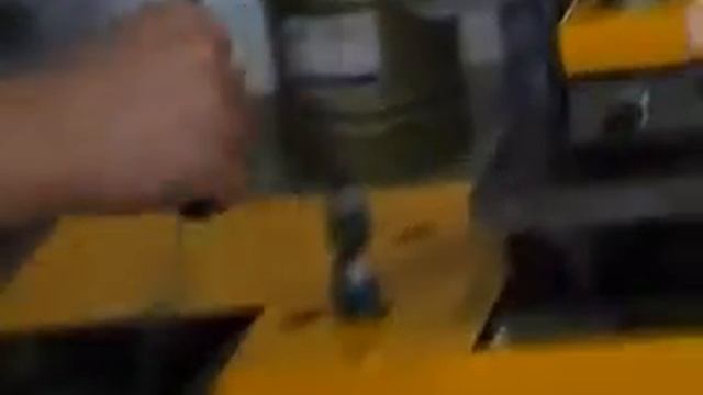 COMIFO  Pittsburgh Lock Former RF-12DR.flv