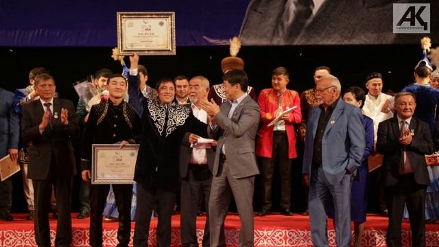 Қыз бен жігіт айтысы: Мақсат Ақанов - Жұлдызай Маратбекова смотреть онлайн