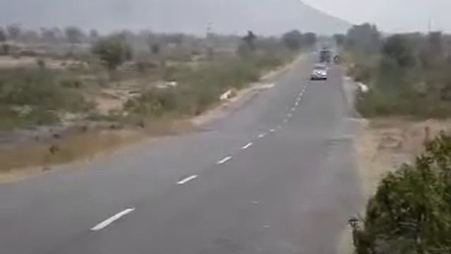 herohonda karizma at 138 Km/hr - - Gaurav kochar смотреть онлайн