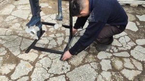 Подставка под лодочный мотор Ямаха 2. Sea-Pro 9.8 собственными руками за 500 рублей.