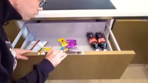 МЫ НАШЛИ ВЛАДА А4 | 24 ЧАСА СЛЕДИМ ЗА КОБЯКОВЫМ