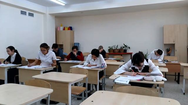 французский язык , 9,10,11 класс, 2,9 кабинет