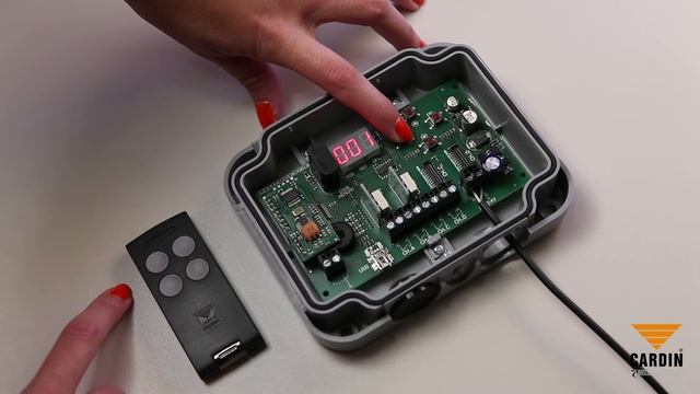Récepteur avec afficheur S500 смотреть онлайн