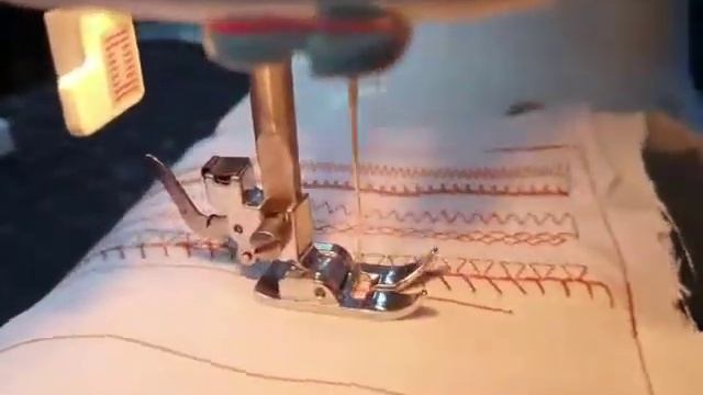 Máquina De Costura Doméstica Siruba HSM-2722