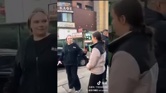 🎤А ведь очень красиво поёт парнишка из Китая 👏👏👏 смотреть онлайн