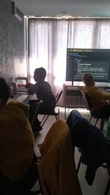 Python 25 февраля 2024 видео 1 смотреть онлайн