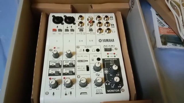 Yamaha AG06 Mixing Console #shorts смотреть онлайн