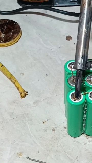 how make 12 volt lithium battery at home how make 12 volt lithium battery at home смотреть онлайн