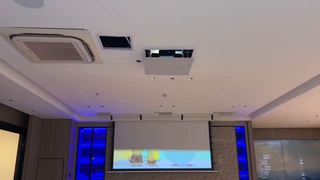 Projector, Electric Projector Lift, and Motorized Screen Trigger Linkage with One Remote Controller смотреть онлайн