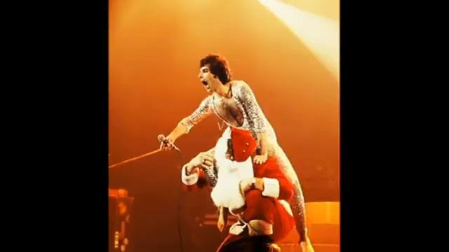 Qween - Show Must Go On (600 photo Freddie Mercury) смотреть онлайн