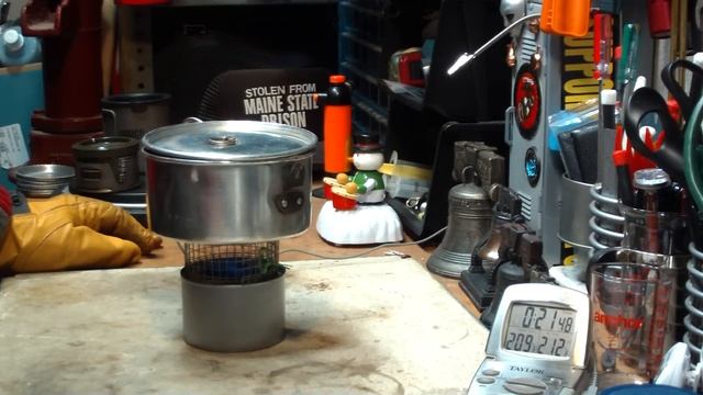 Alternative Pot Stand for large "Sterno" can - Boil Test смотреть онлайн