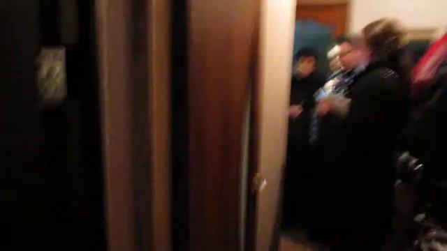 ВЗАЄМОДОПОМОГА. Выселение на Дарнице в Киеве. Коллекторы Вектор Плюс ч.3 смотреть онлайн