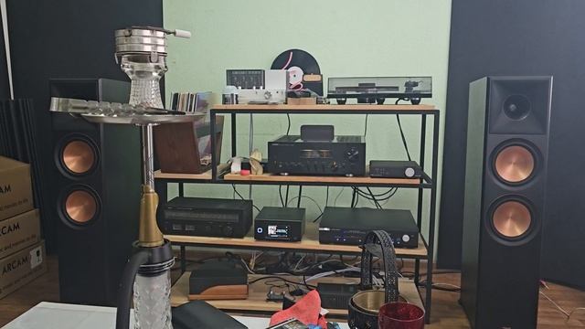 lovely sound yamaha a-s2200, MF m6x dac, aurender acs100, klipsch RP-8000F II смотреть онлайн