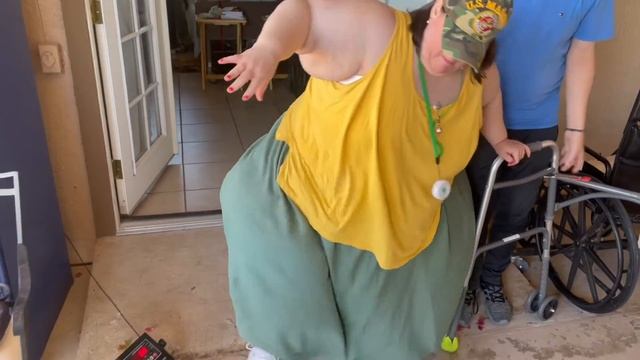 Julie Weight 10 11 2022 смотреть онлайн