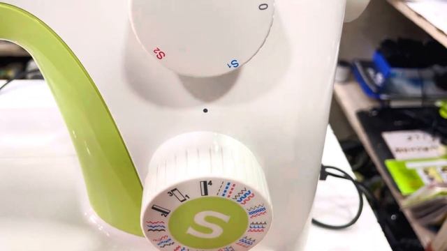 Singer automatic sewing machine Demo model 3229 🔥review | Best price смотреть онлайн