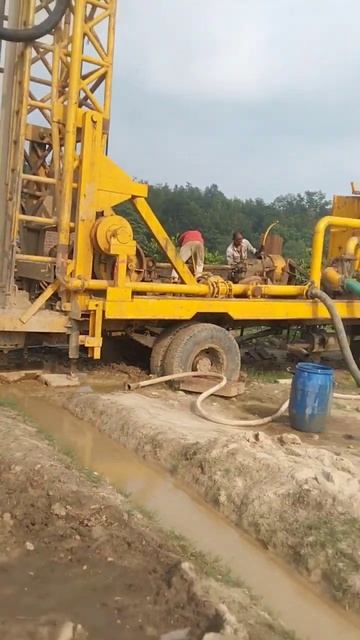 See how the work is going on the boring tubewell machine 2|| #boring #short #shorts смотреть онлайн