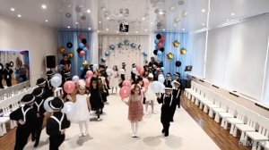 Вход на выпускной "Детства мир' А.А.Евтодьева