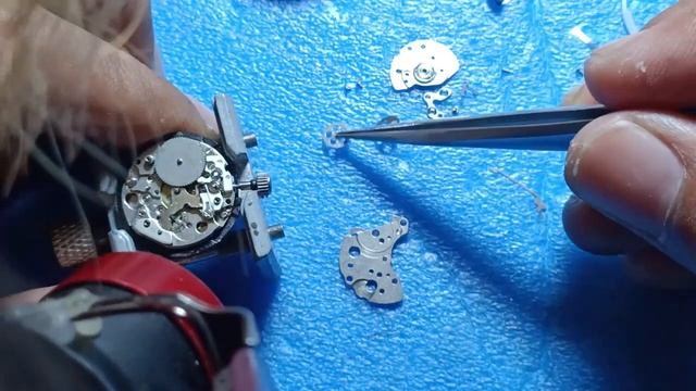 Service Jam Otomatis Seiko lady cal 4207 mati dan loss kiriman Riau смотреть онлайн