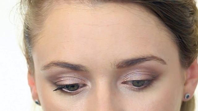ROLLER LASH MASCARA,BENEFIT : TEST смотреть онлайн