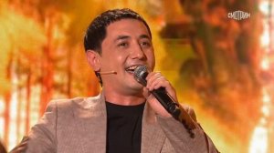 Ты одна стоишь у клена