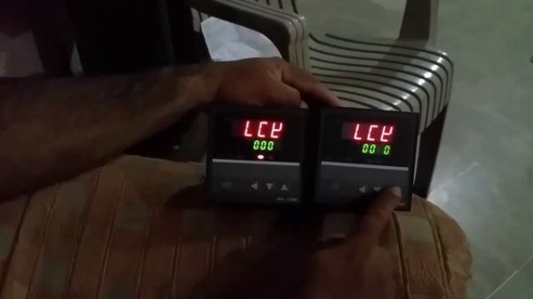 Rex C900 Temperature Controller