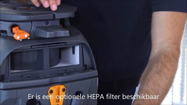 Uitblaasfilters vervangen van de TASKI Aero stofzuiger смотреть онлайн