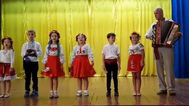 "Гопак" слова Л. Ямковий, музика О. Злотин смотреть онлайн