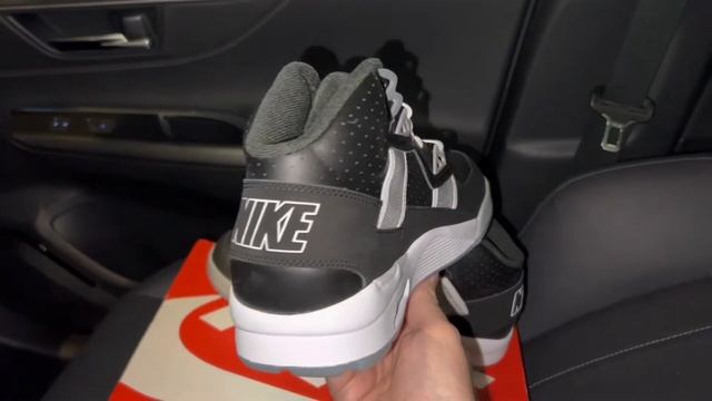 Nike Air Trainer SC High Raiders Bo Jackson Shoes смотреть онлайн