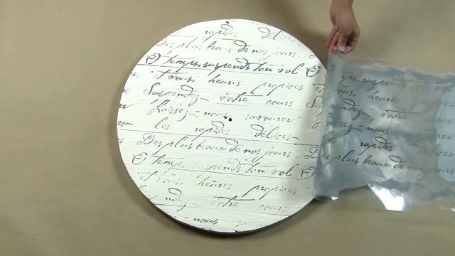 Make a Gorgeous Farm House Clock Using Stencils! смотреть онлайн