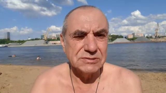 Время загорать и купаться. смотреть онлайн
