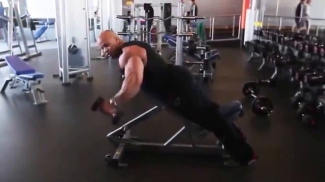 Техника упражнений в тренажерном зале Бодибилдинг