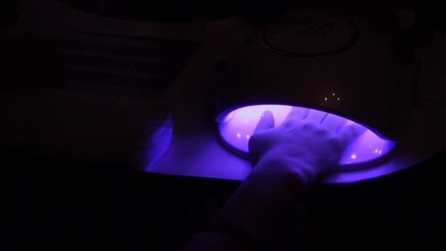 COME FARE LE UNGHIE IN GEL смотреть онлайн