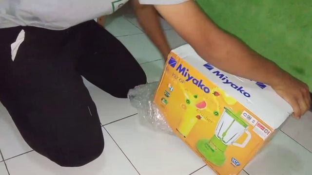 Unboxing Miyako Blender Kaca 3 In 1 BL152GF смотреть онлайн