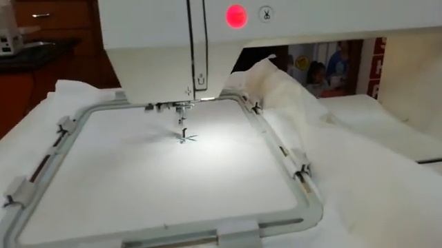 Usha janome 450e computerised Embroidery machine смотреть онлайн