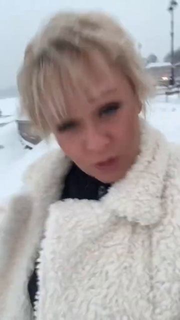 В Питере пить ……..