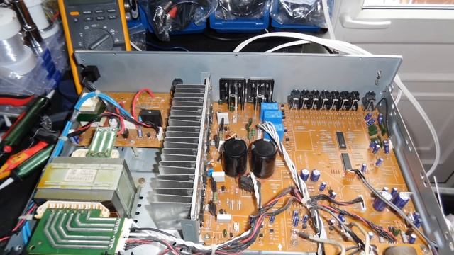 Marantz PM4400 Amplifier Repair смотреть онлайн