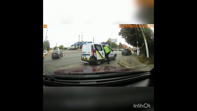 Люботинские копы на фене