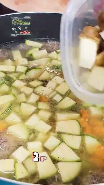 Caldo De Albondigas #méxicoenlamesa #albondigas #comidamexicana смотреть онлайн