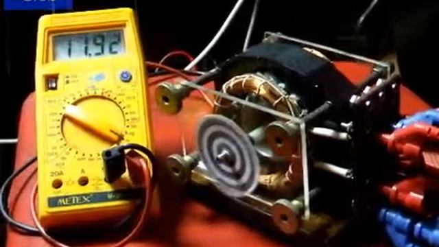 Funktionsprobe Drehstrommotor 24 Volt VEB Sachsenwerk Dresden DDR смотреть онлайн