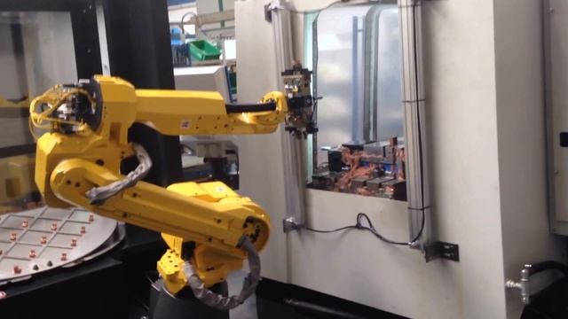 HALTER LoadAssistant - Mikron machining center смотреть онлайн