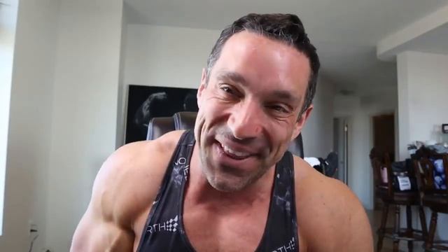 Greg Doucette Yelling Facts for 10 min смотреть онлайн