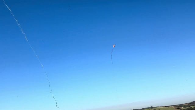 MAIS DE 10 MIL PIPAS NO CÉU EM INDAIATUBA 04/08 смотреть онлайн