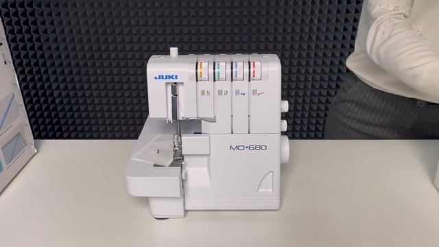 Распаковка оверлока Juki MO-680 смотреть онлайн
