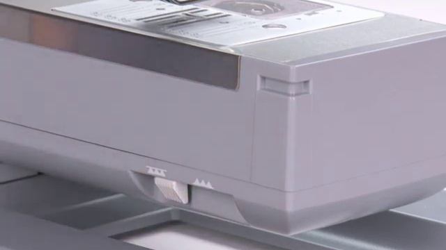 SINGER® CLASSIC™ 44S Sewing Machine Drop Feed